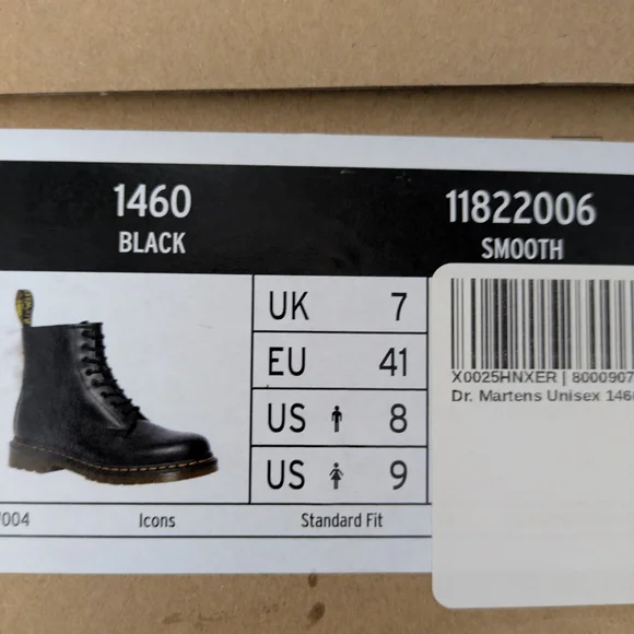 Dr. Martens 1460 Smooth Leather Black 8 Eye Boots Women’s US 9 / Men’s US 8 NEW - Picture 7 of 9